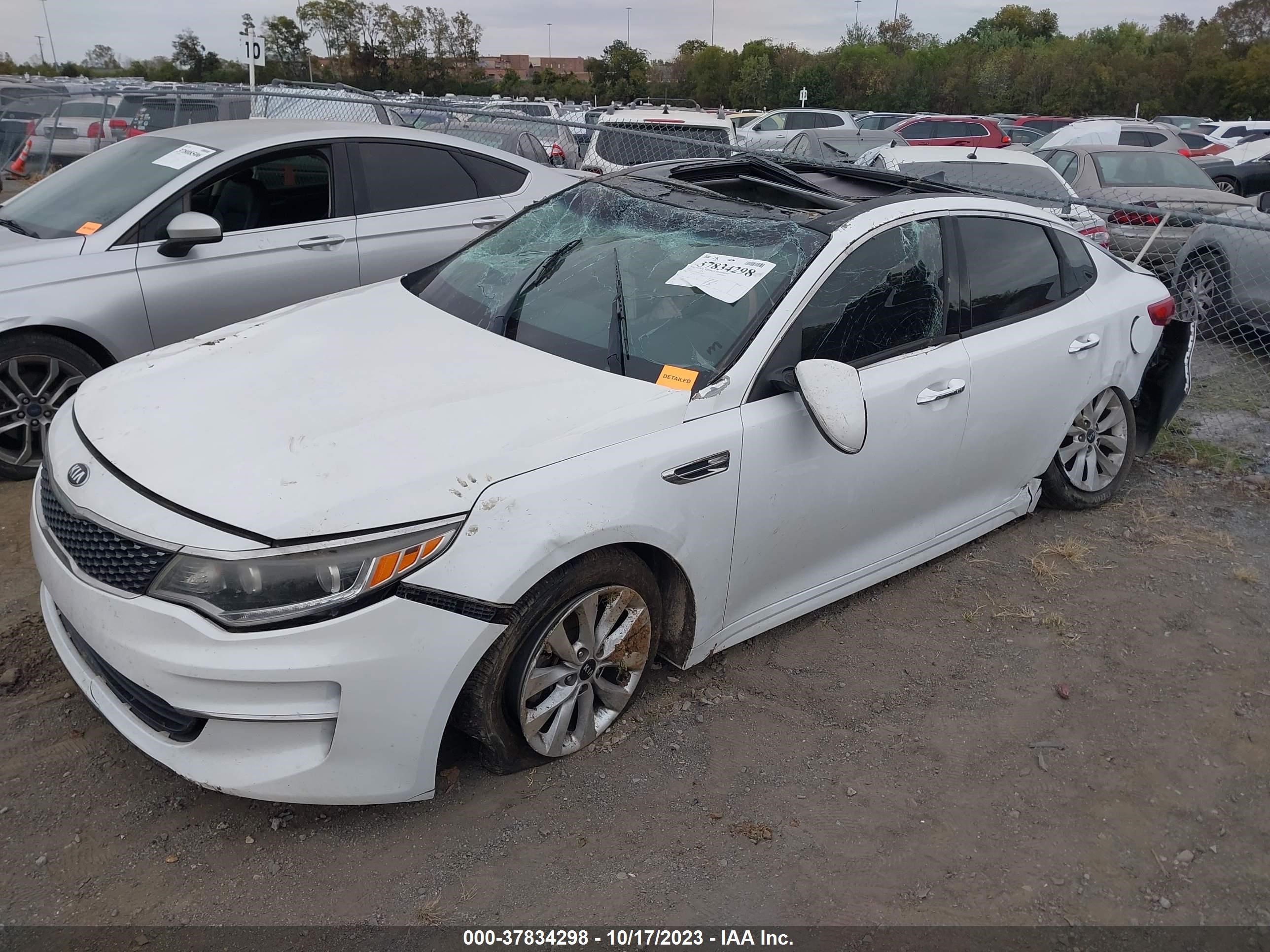 Photo 1 VIN: 5XXGU4L3XGG099497 - KIA OPTIMA 