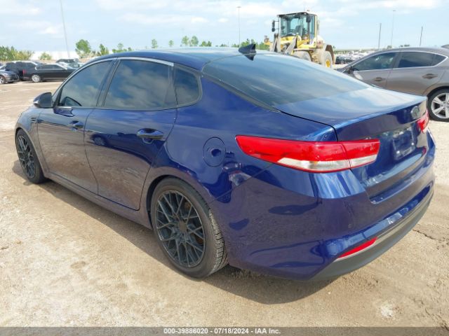 Photo 2 VIN: 5XXGU4L3XGG120347 - KIA OPTIMA 