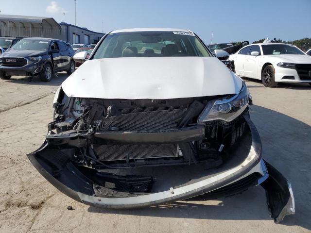 Photo 4 VIN: 5XXGU4L3XHG126277 - KIA OPTIMA EX 