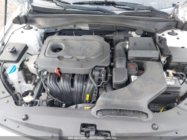 Photo 9 VIN: 5XXGU4L3XHG129406 - KIA OPTIMA 