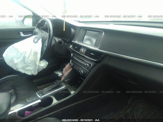 Photo 4 VIN: 5XXGU4L3XHG142043 - KIA OPTIMA 