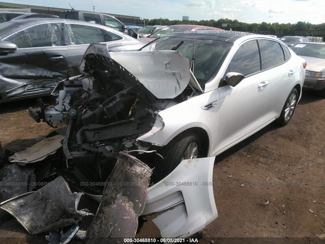 Photo 1 VIN: 5XXGU4L3XHG143158 - KIA OPTIMA 