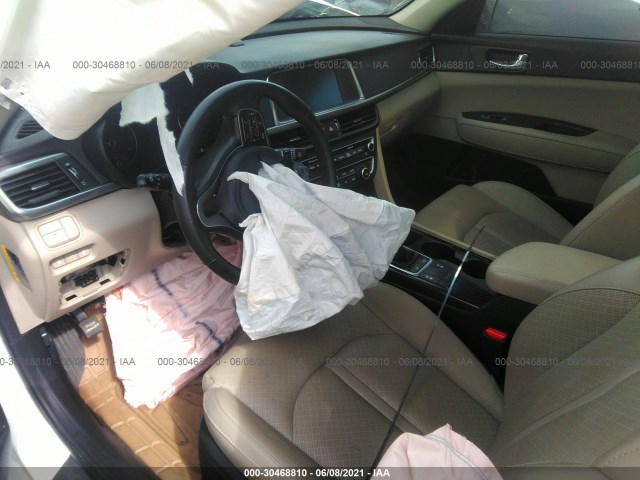 Photo 4 VIN: 5XXGU4L3XHG143158 - KIA OPTIMA 