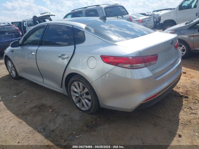 Photo 2 VIN: 5XXGU4L3XJG182516 - KIA OPTIMA 