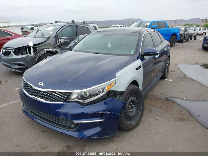 Photo 1 VIN: 5XXGU4L3XJG202909 - KIA OPTIMA 