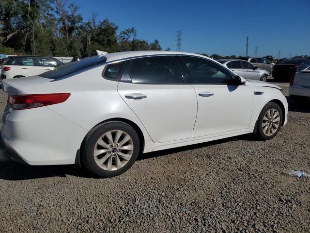 Photo 2 VIN: 5XXGU4L3XJG212887 - KIA OPTIMA EX 