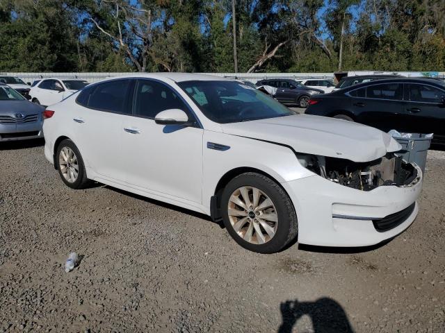 Photo 3 VIN: 5XXGU4L3XJG212887 - KIA OPTIMA EX 