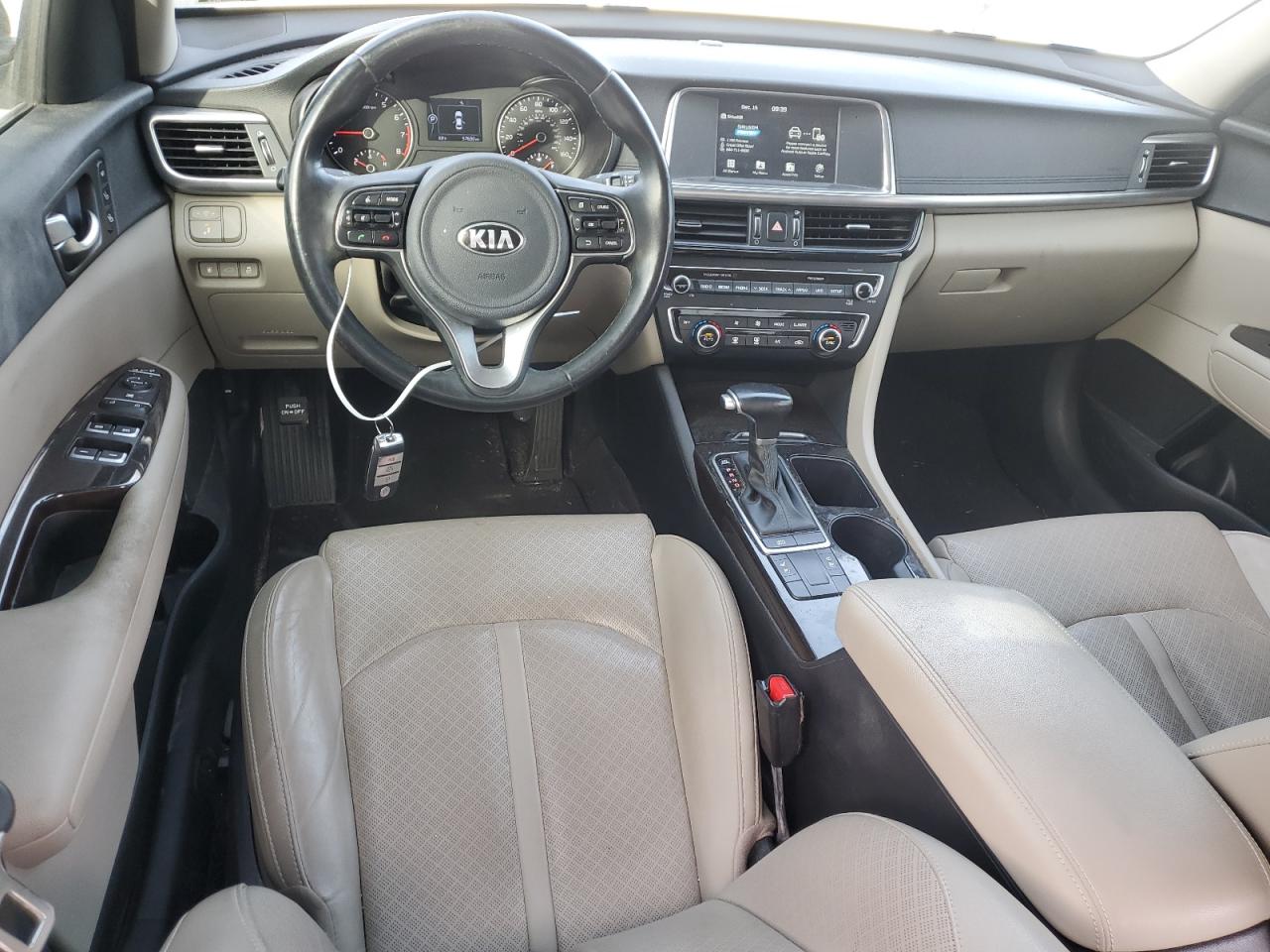 Photo 7 VIN: 5XXGU4L3XJG259451 - KIA OPTIMA 