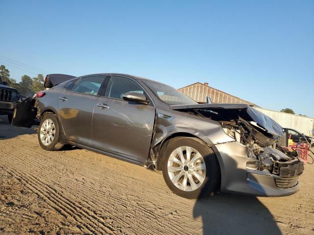 Photo 3 VIN: 5XXGU4L3XJG261586 - KIA OPTIMA EX 