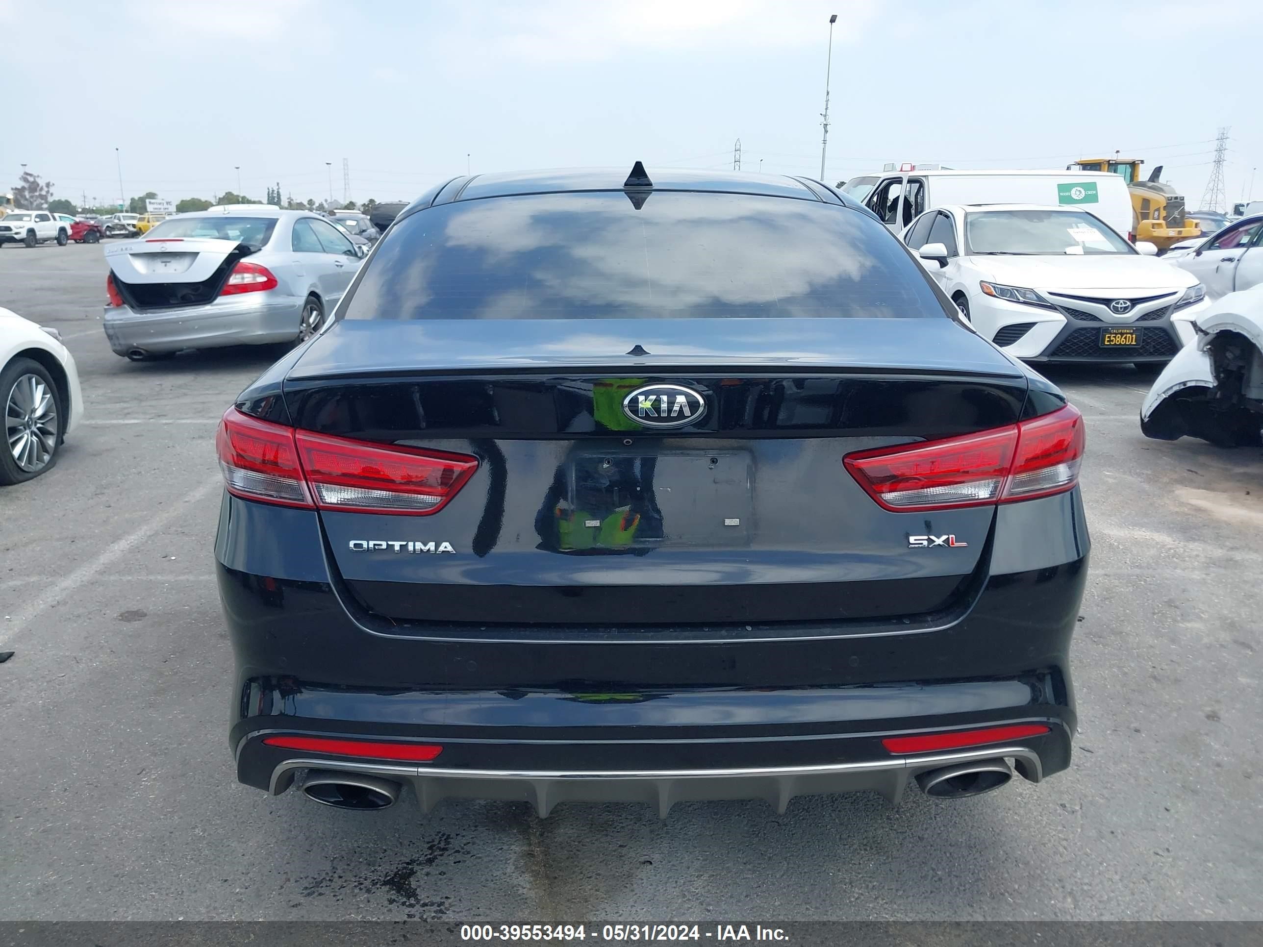 Photo 15 VIN: 5XXGV4L22JG205887 - KIA OPTIMA 