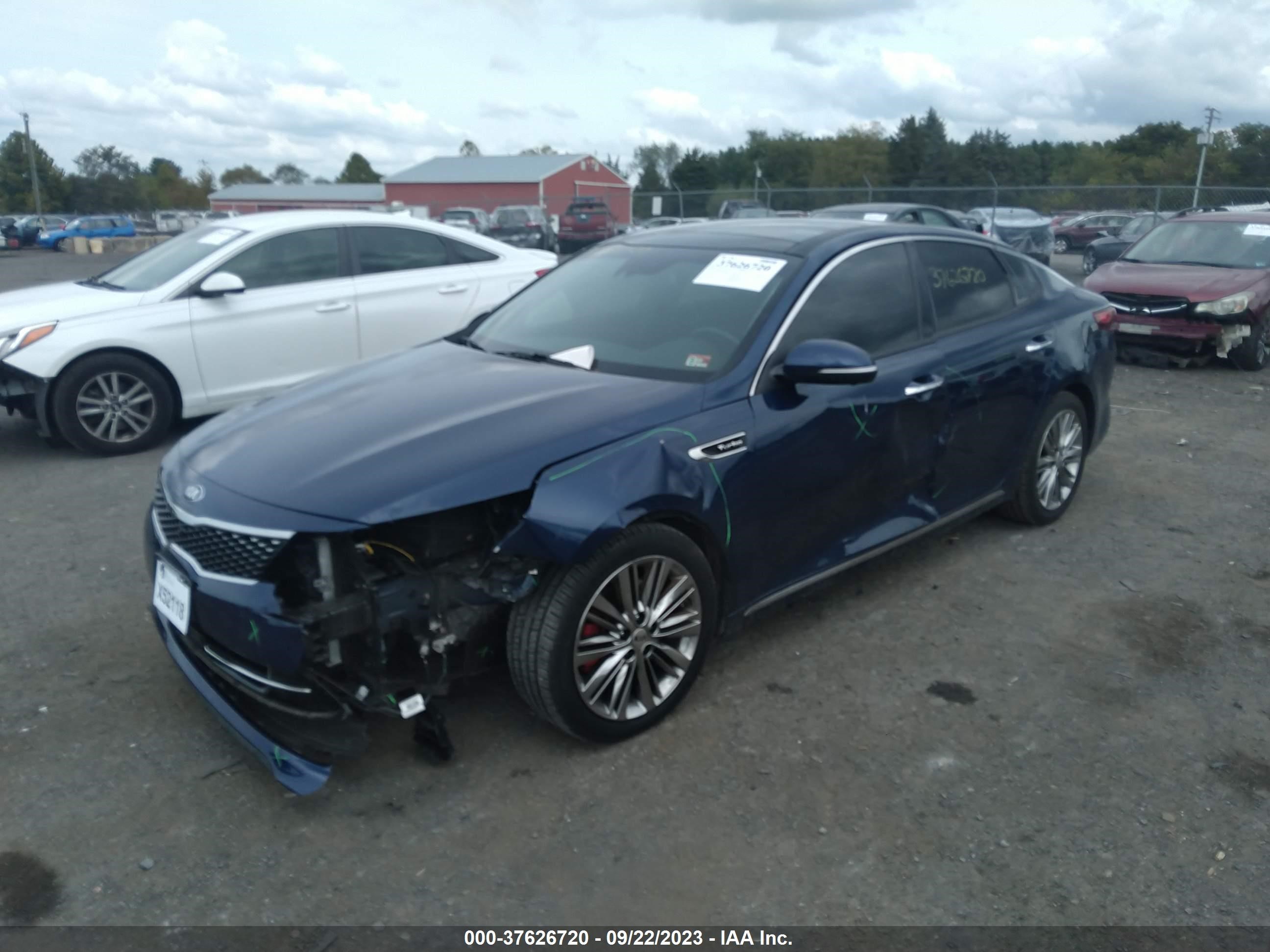 Photo 1 VIN: 5XXGV4L2XJG229936 - KIA OPTIMA 