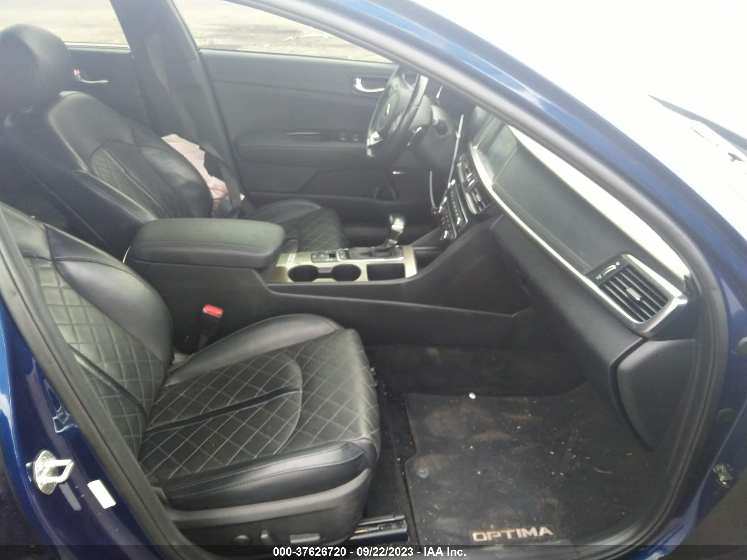 Photo 4 VIN: 5XXGV4L2XJG229936 - KIA OPTIMA 