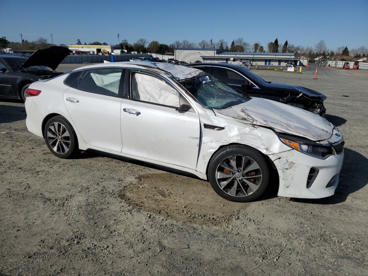 Photo 3 VIN: 5XXGW4L29GG064208 - KIA OPTIMA 