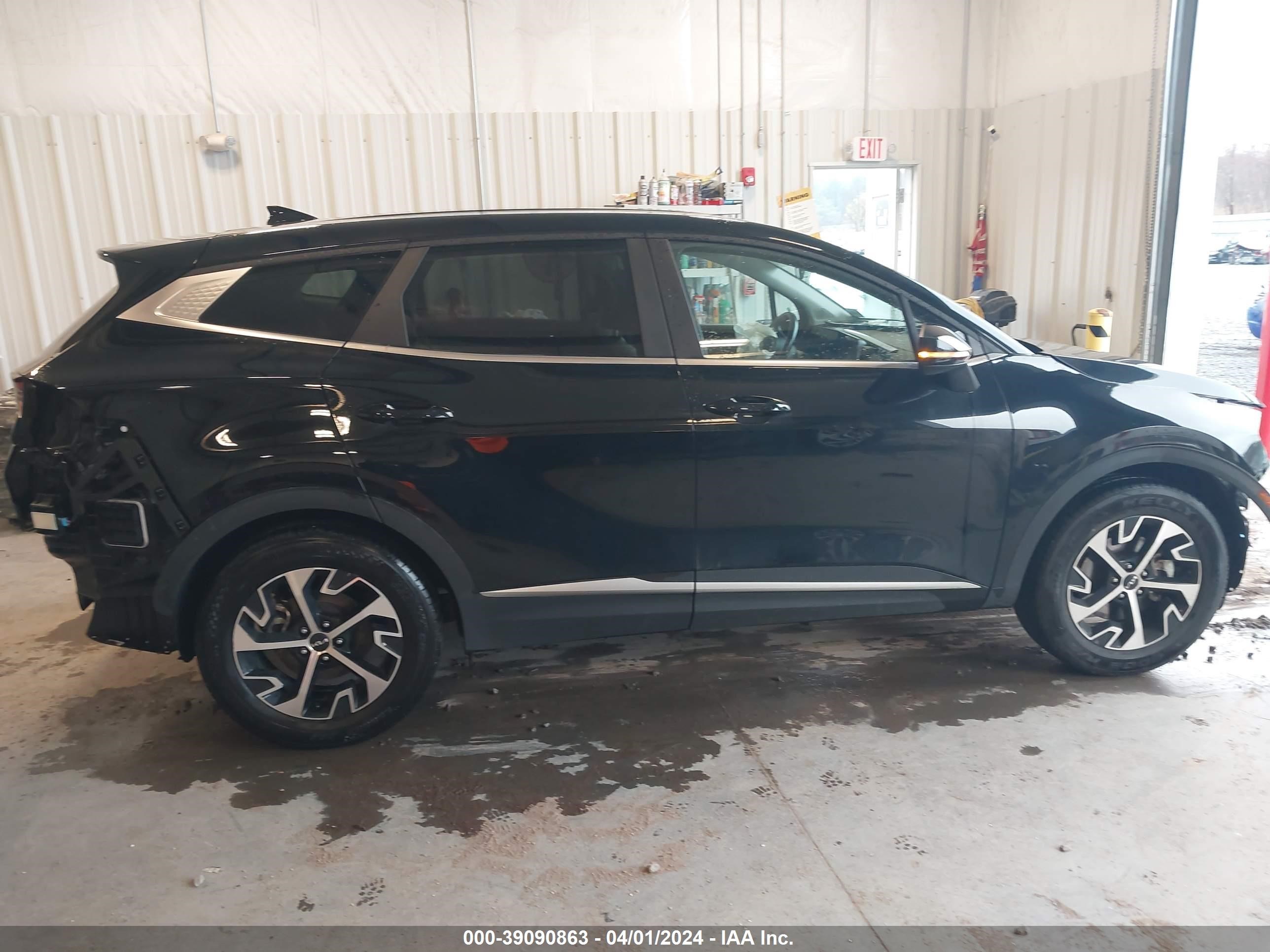 Photo 12 VIN: 5XYK33AF8PG061444 - KIA SPORTAGE 