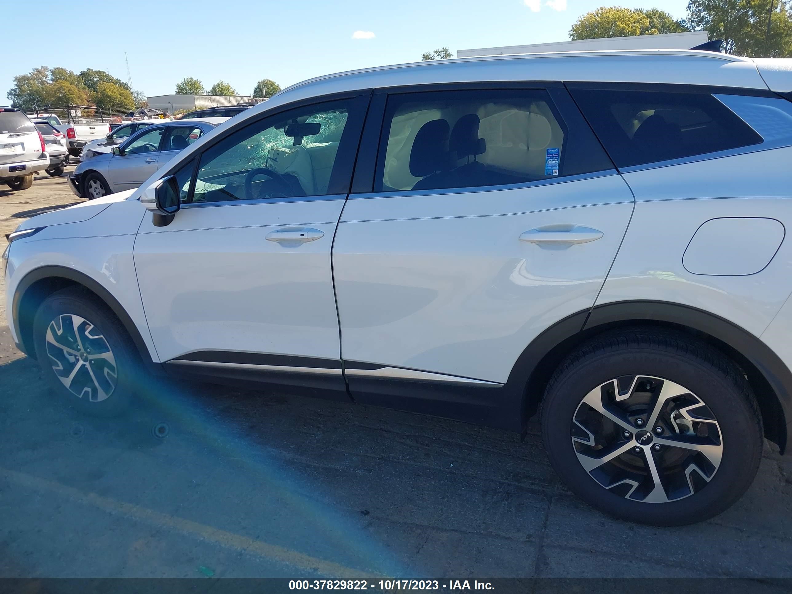 Photo 14 VIN: 5XYK3CAFXPG127508 - KIA SPORTAGE 