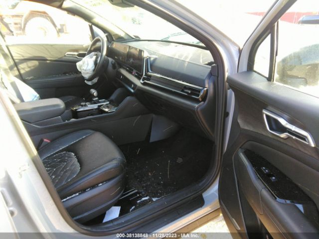 Photo 4 VIN: 5XYK6CAF8PG011943 - KIA SPORTAGE 