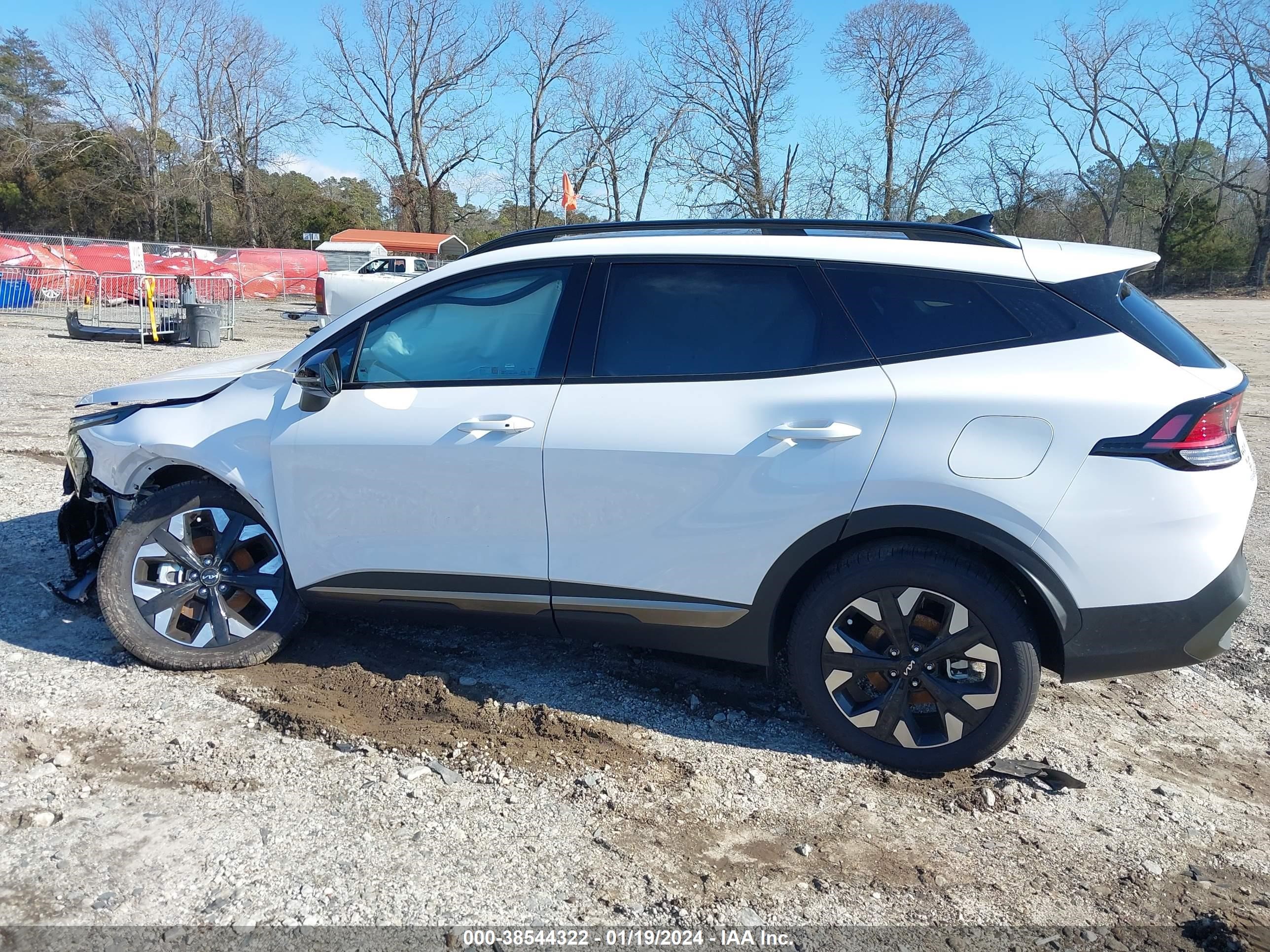 Photo 13 VIN: 5XYK6CDF1RG151573 - KIA SPORTAGE 