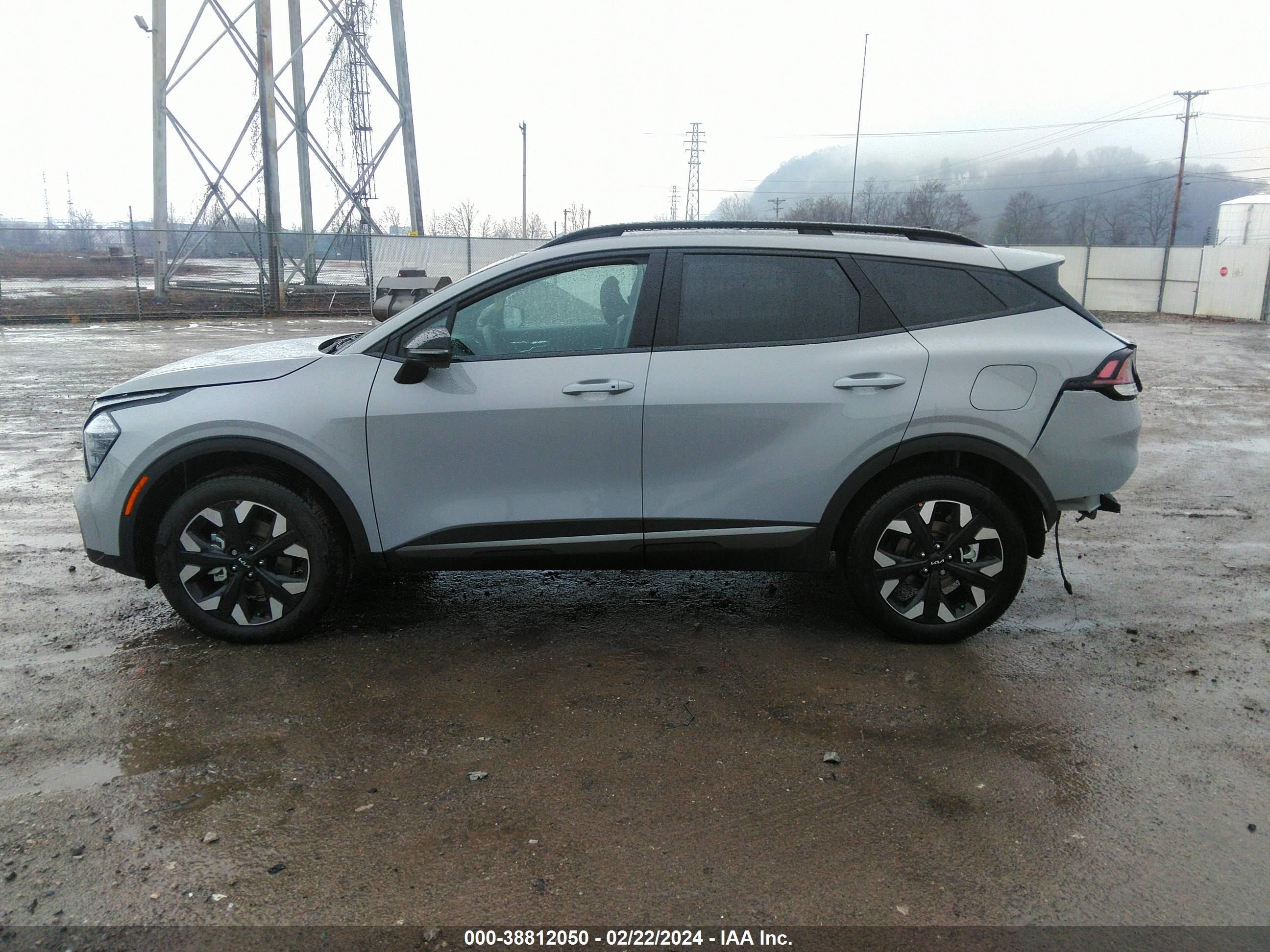 Photo 13 VIN: 5XYK6CDF6RG177991 - KIA SPORTAGE 