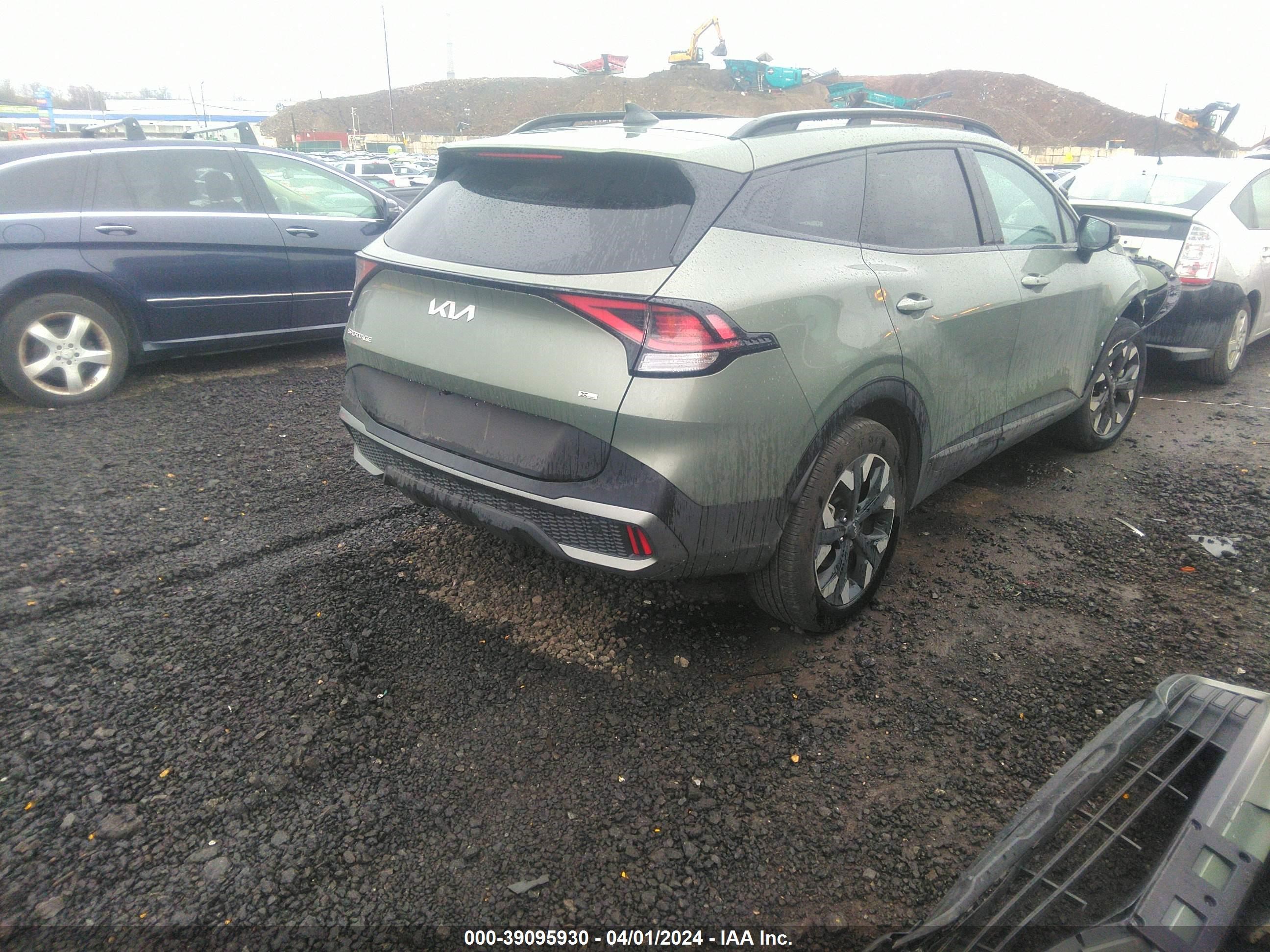 Photo 3 VIN: 5XYK6CDFXRG154083 - KIA SPORTAGE 