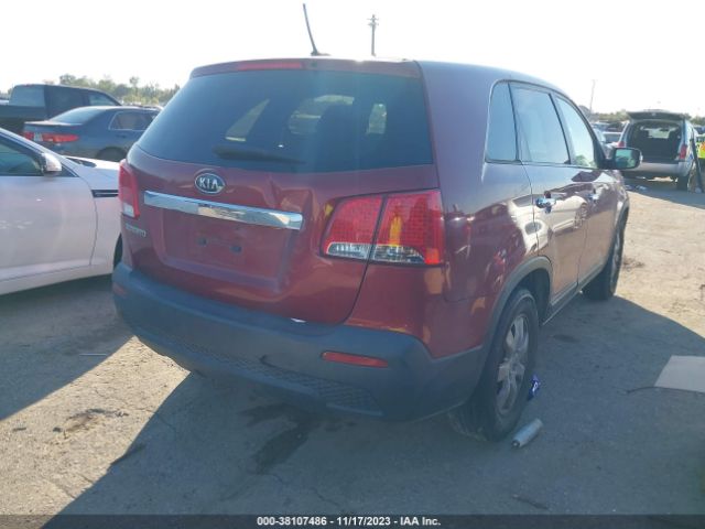 Photo 3 VIN: 5XYKT3A10BG083015 - KIA SORENTO 