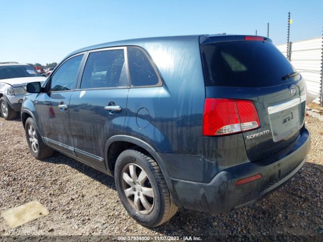 Photo 2 VIN: 5XYKT3A10BG099988 - KIA SORENTO 