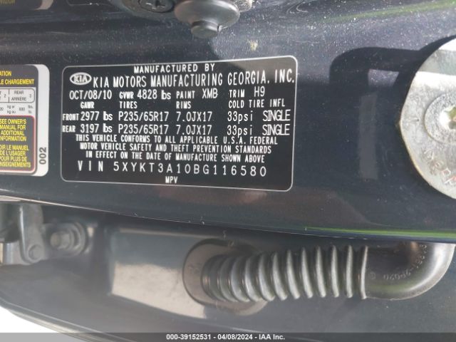 Photo 8 VIN: 5XYKT3A10BG116580 - KIA SORENTO 