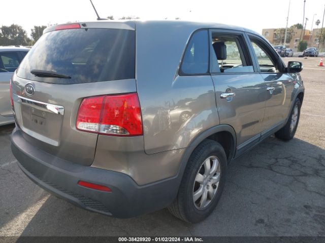 Photo 3 VIN: 5XYKT3A10CG215496 - KIA SORENTO 