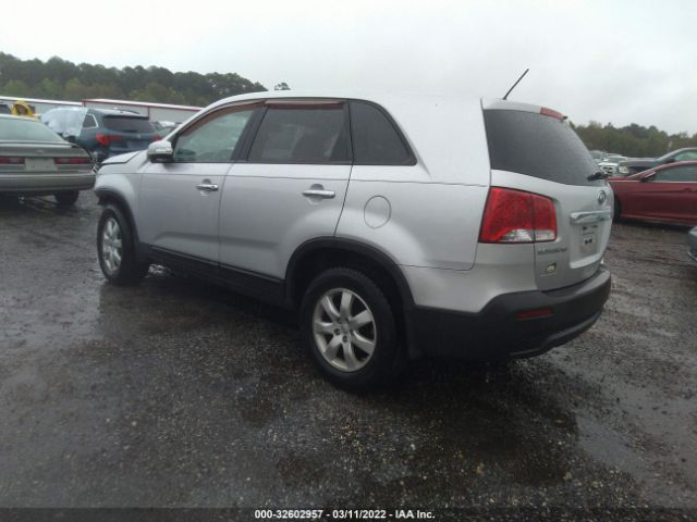 Photo 2 VIN: 5XYKT3A10CG252693 - KIA SORENTO 