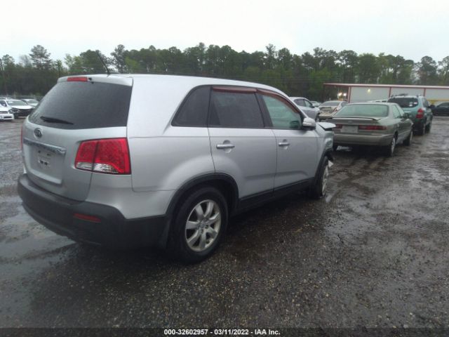 Photo 3 VIN: 5XYKT3A10CG252693 - KIA SORENTO 