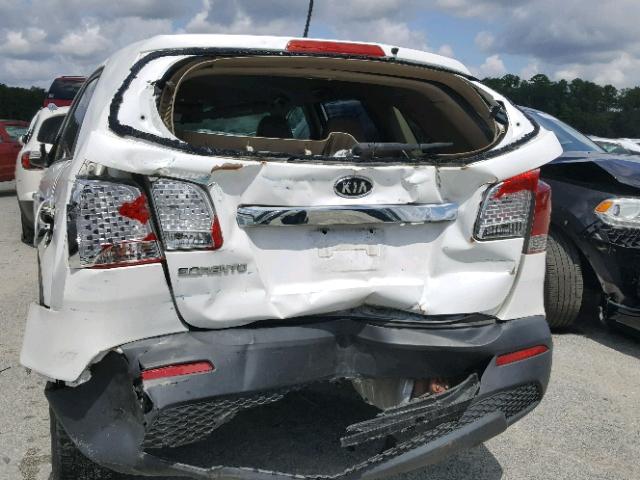 Photo 8 VIN: 5XYKT3A11BG046393 - KIA SORENTO BA 