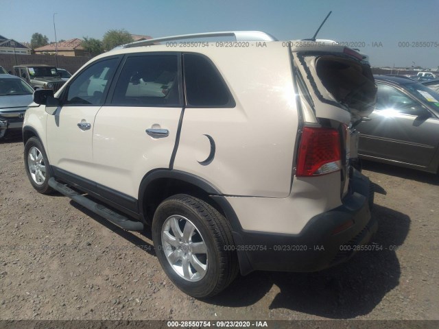 Photo 2 VIN: 5XYKT3A11BG051495 - KIA SORENTO 