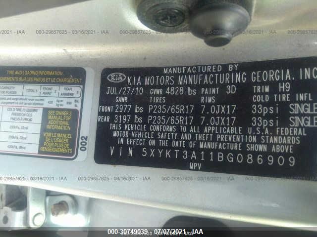 Photo 8 VIN: 5XYKT3A11BG086909 - KIA SORENTO 