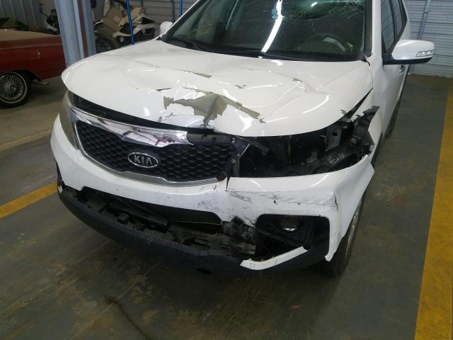 Photo 8 VIN: 5XYKT3A11BG099725 - KIA SORENTO BA 