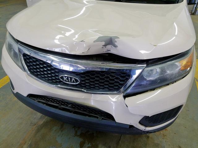 Photo 8 VIN: 5XYKT3A11BG137969 - KIA SORENTO BA 