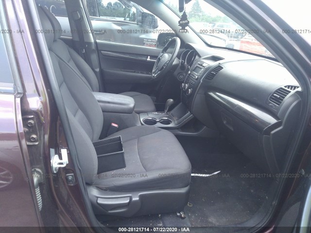 Photo 4 VIN: 5XYKT3A11BG153007 - KIA SORENTO 