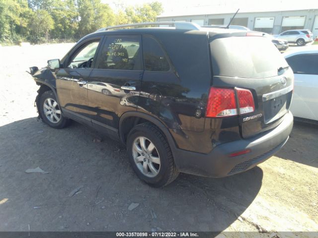 Photo 2 VIN: 5XYKT3A11BG185259 - KIA SORENTO 