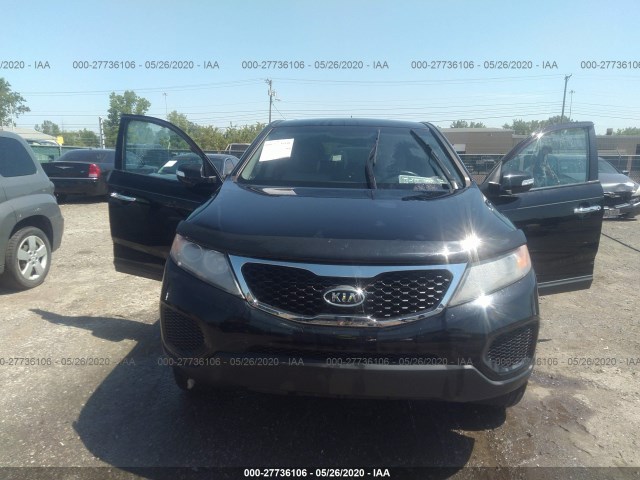 Photo 5 VIN: 5XYKT3A11CG203986 - KIA SORENTO 