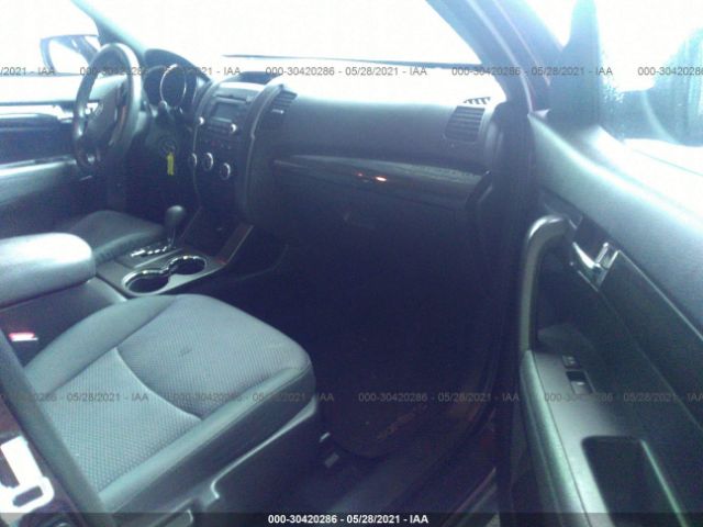 Photo 4 VIN: 5XYKT3A11DG322414 - KIA SORENTO 