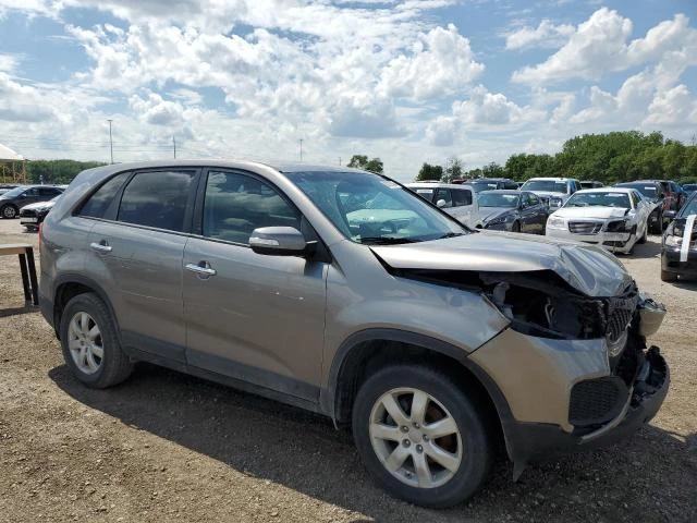 Photo 3 VIN: 5XYKT3A11DG348172 - KIA SORENTO LX 