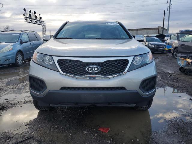 Photo 4 VIN: 5XYKT3A11DG373685 - KIA SORENTO 