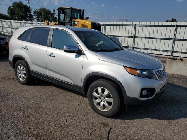 Photo 3 VIN: 5XYKT3A11DG398800 - KIA SORENTO LX 