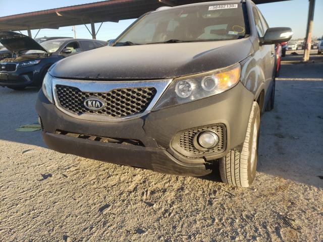 Photo 8 VIN: 5XYKT3A12BG003844 - KIA SORENTO 