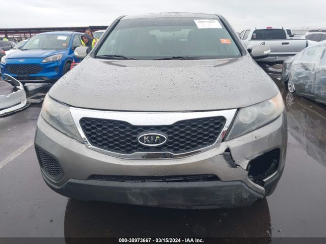 Photo 5 VIN: 5XYKT3A12BG023849 - KIA SORENTO 