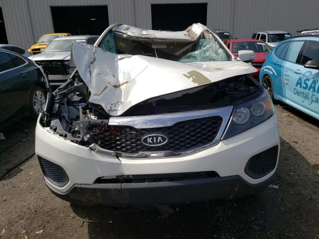 Photo 8 VIN: 5XYKT3A12CG246944 - KIA SORENTO BA 