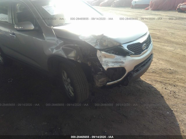 Photo 5 VIN: 5XYKT3A12CG295531 - KIA SORENTO 