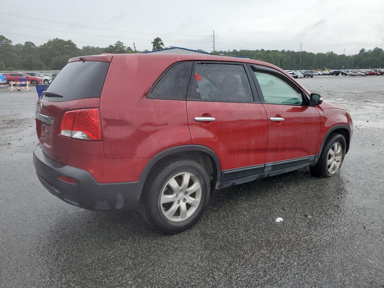 Photo 2 VIN: 5XYKT3A13BG040188 - KIA SORENTO 