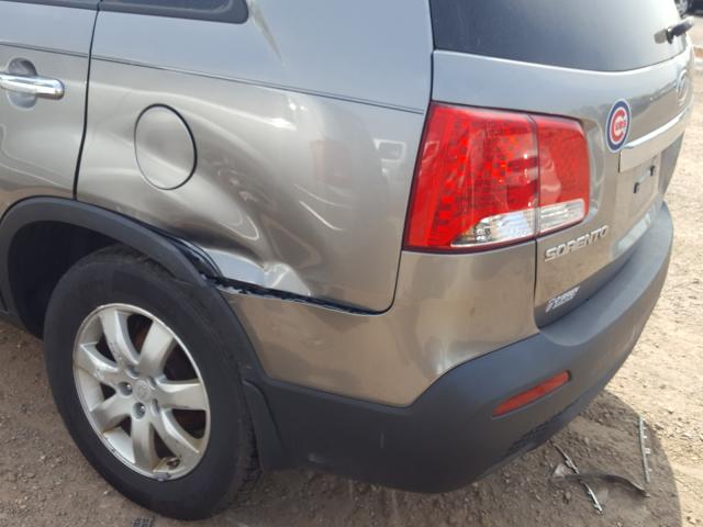 Photo 8 VIN: 5XYKT3A13BG052583 - KIA SORENTO BA 