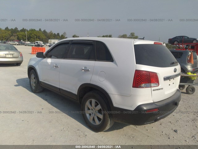 Photo 2 VIN: 5XYKT3A13BG082764 - KIA SORENTO 