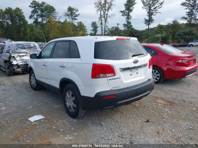 Photo 2 VIN: 5XYKT3A13BG088452 - KIA SORENTO 