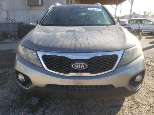 Photo 4 VIN: 5XYKT3A13BG091268 - KIA SORENTO 